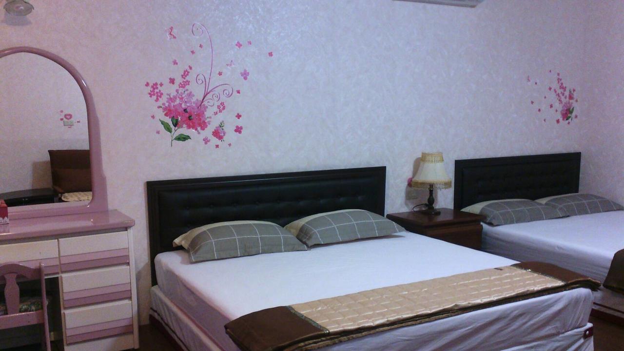 Chulu Wenxin Xiao Zhan Homestay Bagian luar foto